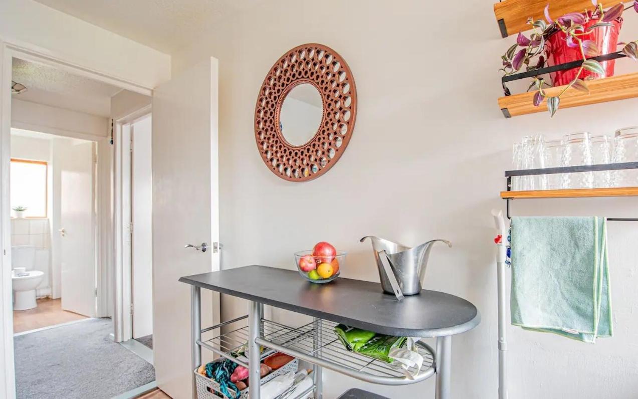 Home Away Home Near Heathrow Airport Cowley  Bagian luar foto